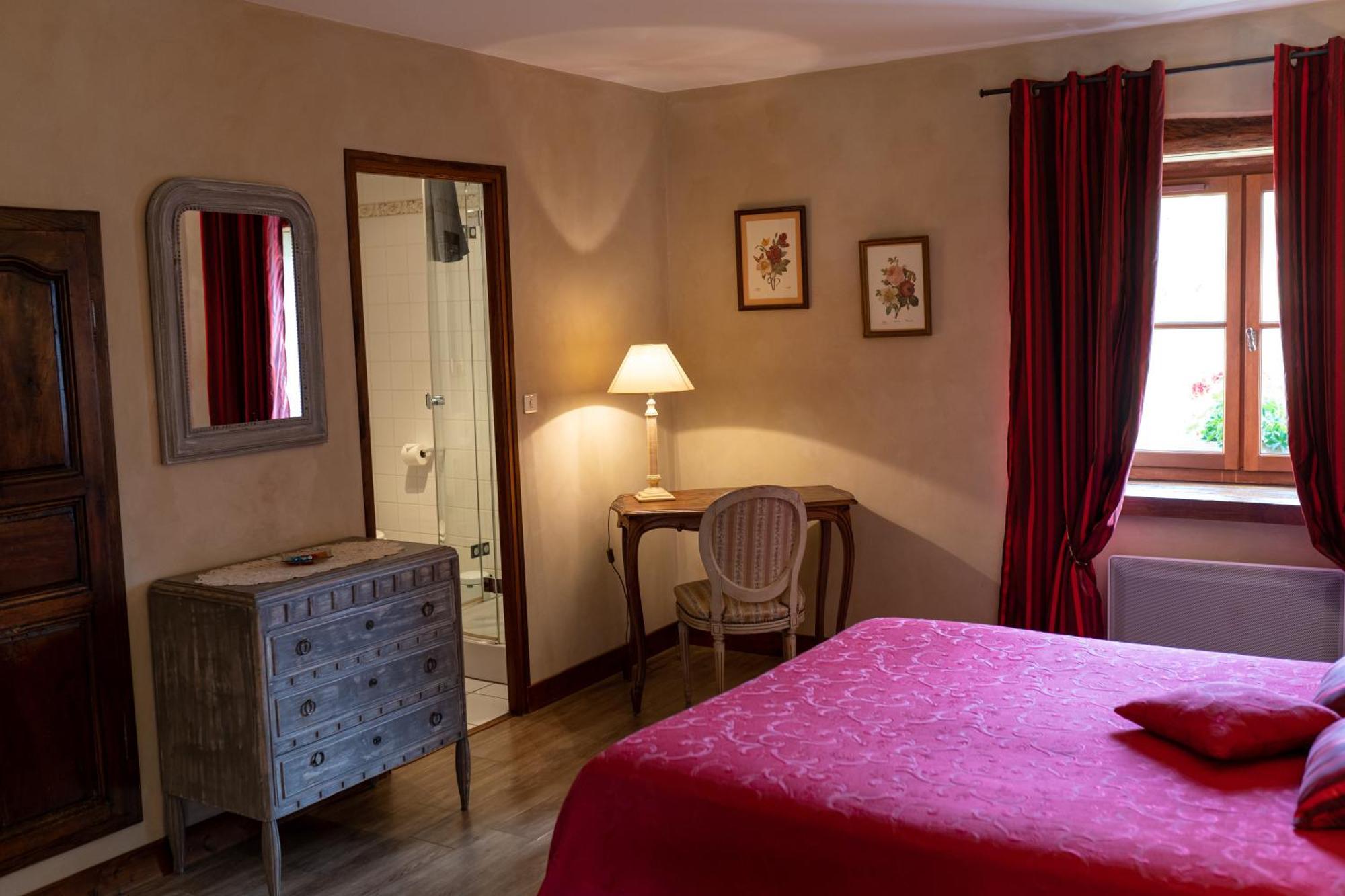 Couette-café Château De Ribourdin Chevannes (Yonne)